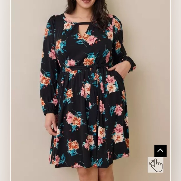 Torrid Mini Stretch Challis Aline Dress in Black and Florals Torrid size 0 US 12 - Picture 2 of 15